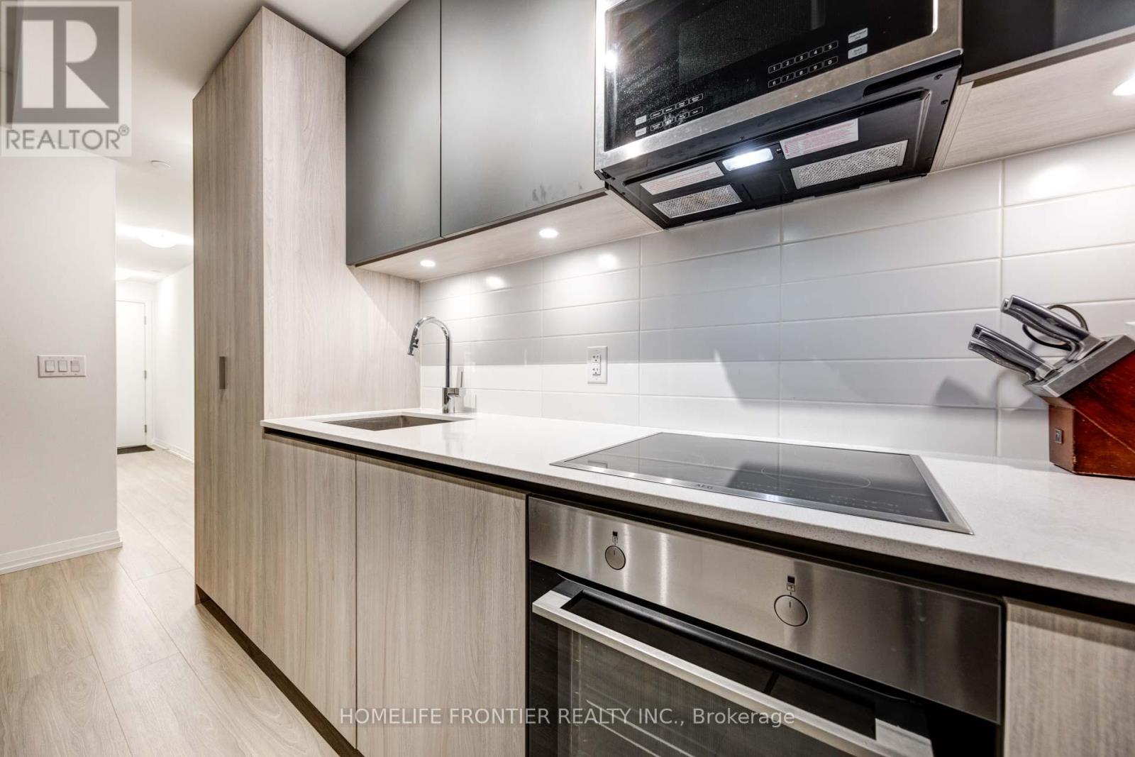 805 - 8 Widmer Street, Toronto, Ontario  M5V 0W6 - Photo 8 - C12197769