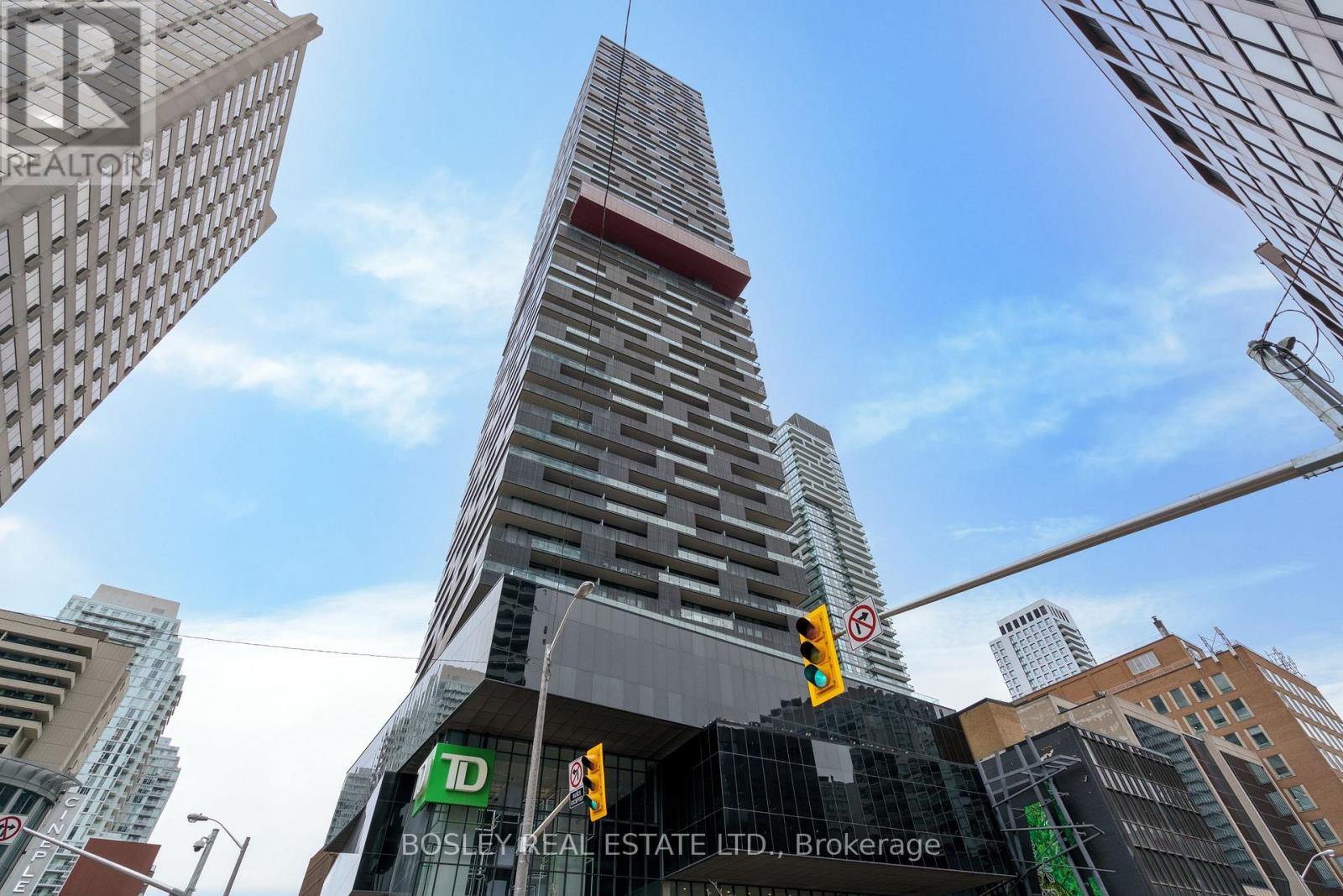1511 - 8 Eglinton Avenue E, Toronto, Ontario  M4P 0C1 - Photo 39 - C12197832