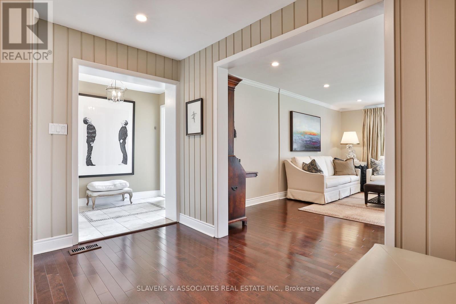 49 Hearthstone Crescent, Toronto, Ontario  M2R 1G2 - Photo 8 - C12197985