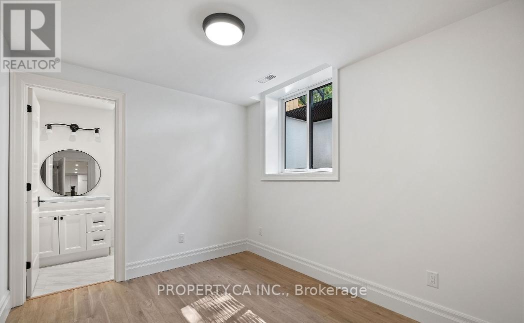 119 Invermay Avenue, Toronto, Ontario  M3H 1Z7 - Photo 10 - C12198020