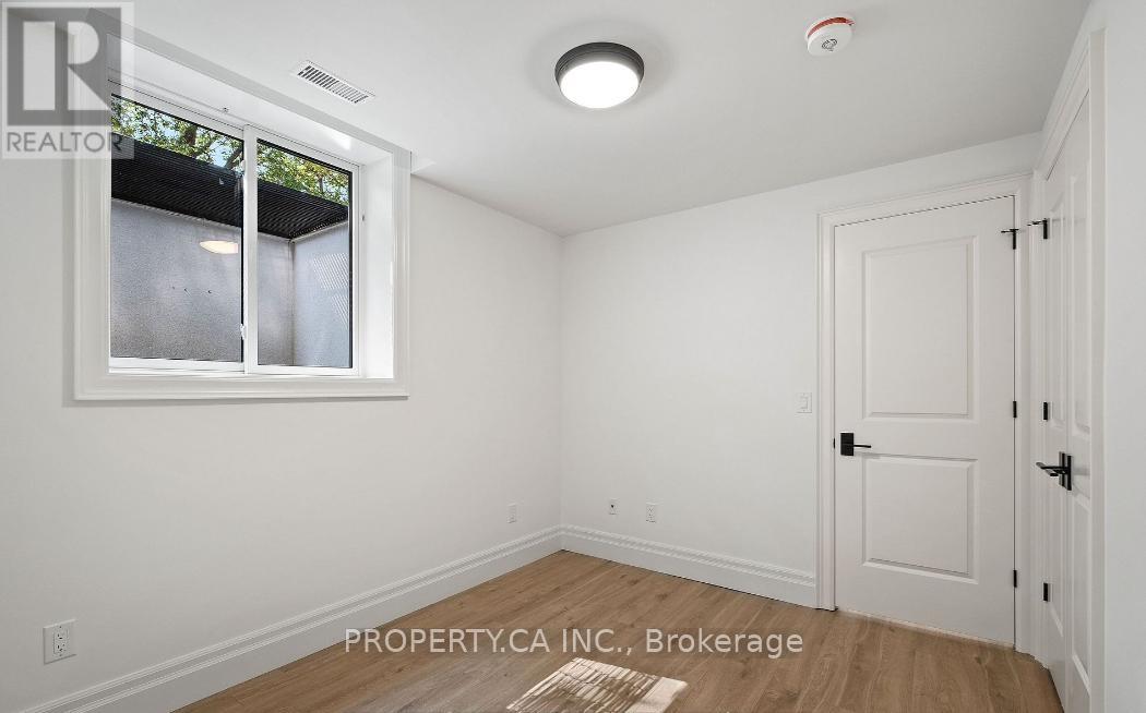 119 Invermay Avenue, Toronto, Ontario  M3H 1Z7 - Photo 13 - C12198020
