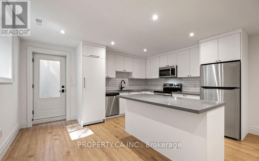 119 Invermay Avenue, Toronto, Ontario  M3H 1Z7 - Photo 6 - C12198020