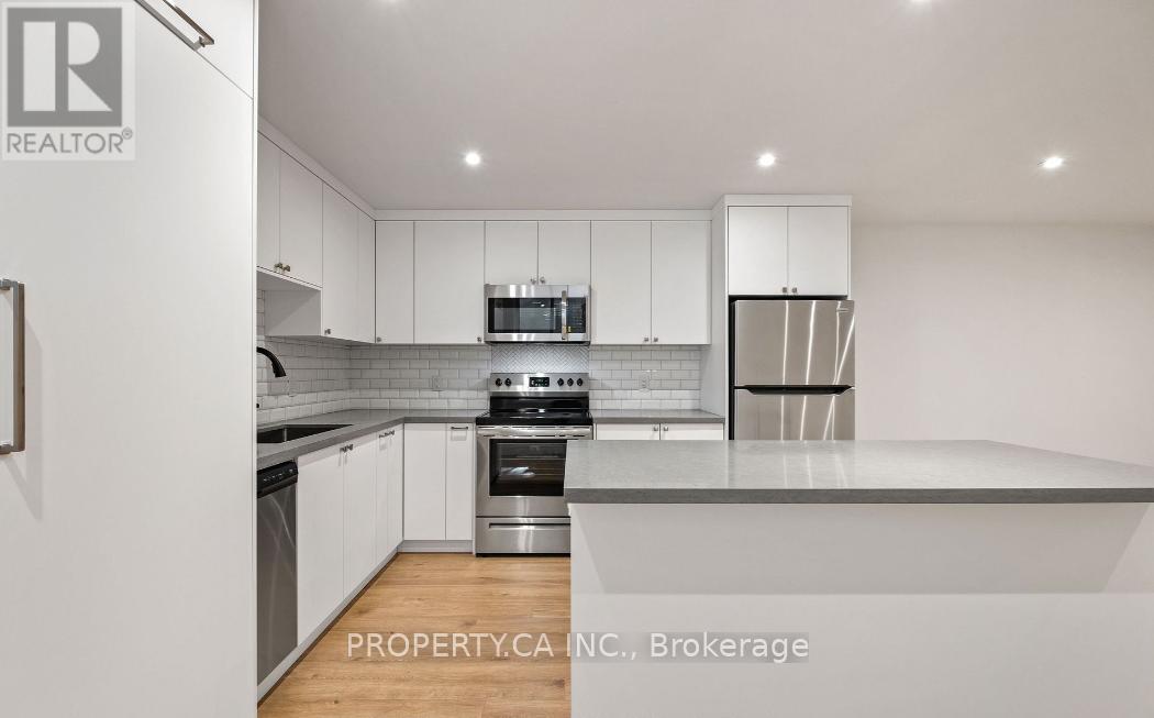 119 Invermay Avenue, Toronto, Ontario  M3H 1Z7 - Photo 7 - C12198020