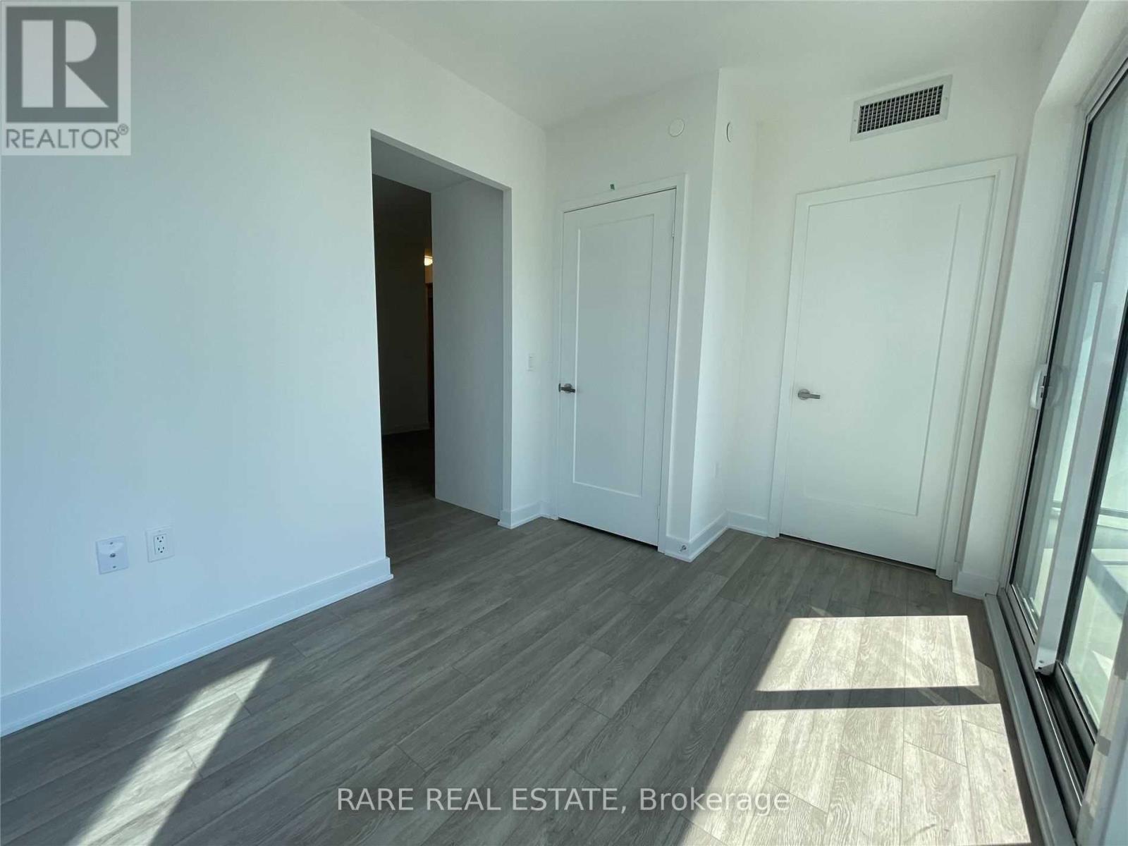 2312 - 195 Redpath Avenue, Toronto, Ontario  M4P 0E4 - Photo 3 - C12198024