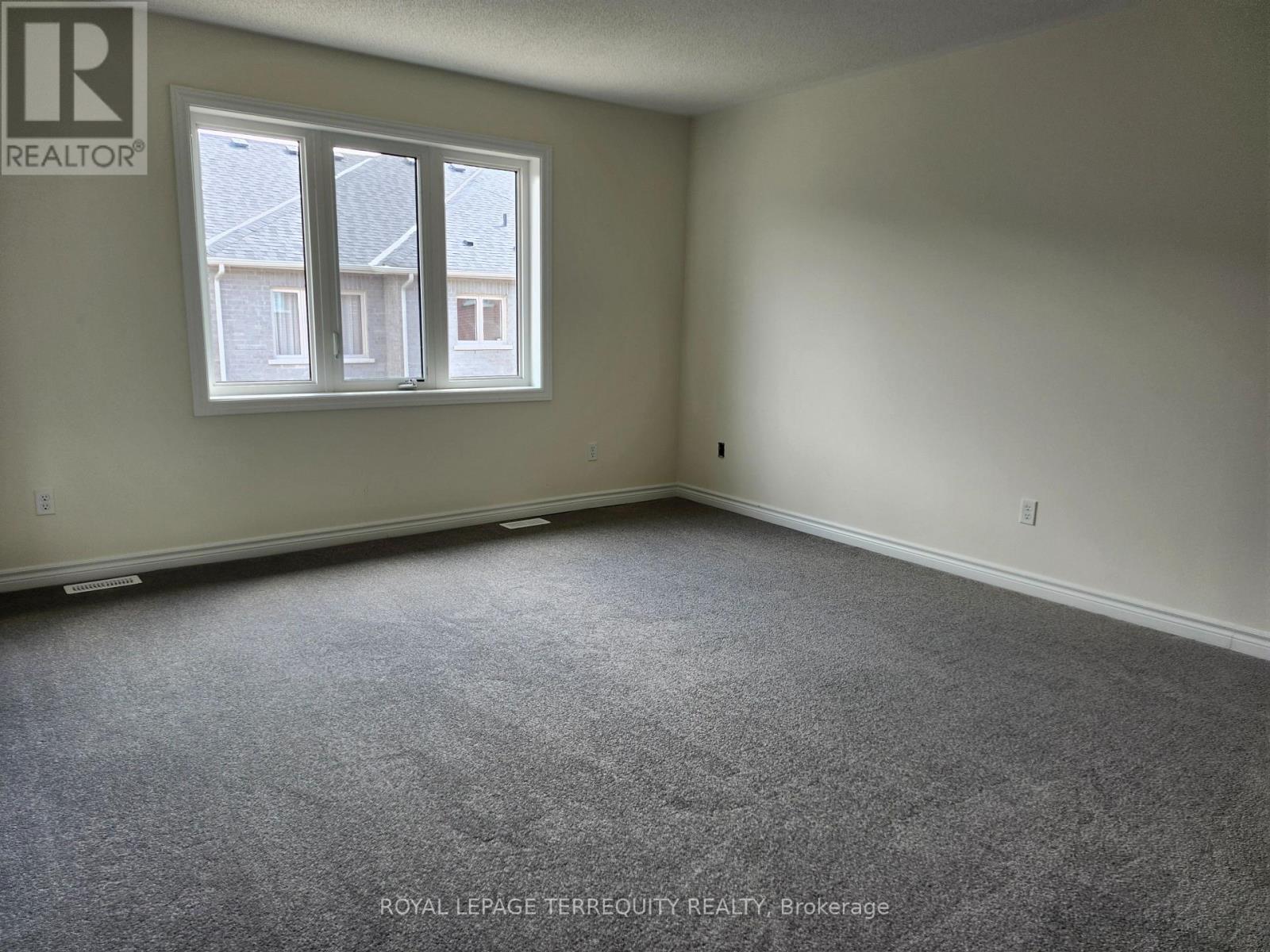 1117 Marathon Avenue, Pickering, Ontario  L1X 0L7 - Photo 8 - E12198001