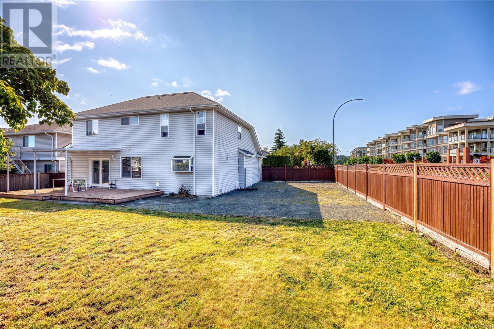 Property at 6282 McRobb Ave image 2