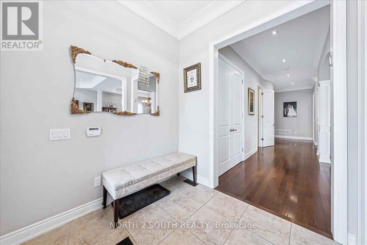 115 Arten Avenue, Richmond Hill, Ontario  L4C 9Y3 - Photo 6 - N12197849