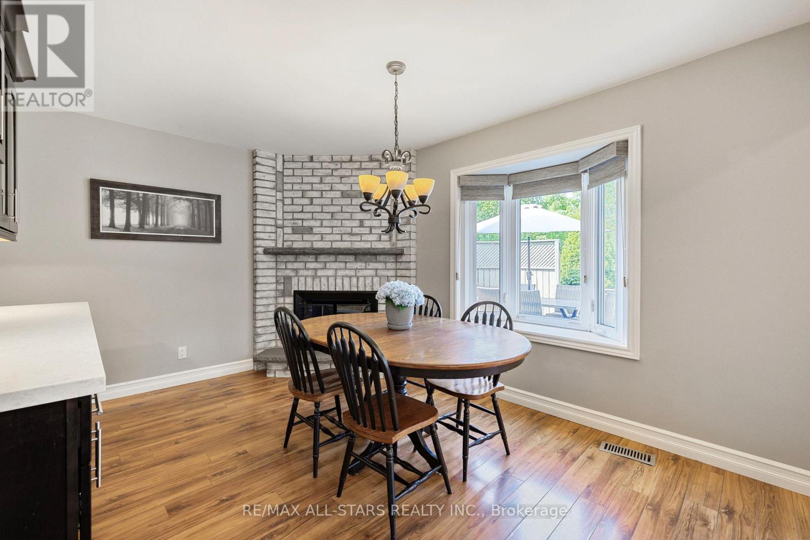 98 Natanya Boulevard, Georgina, Ontario  L4P 3P9 - Photo 14 - N12197865