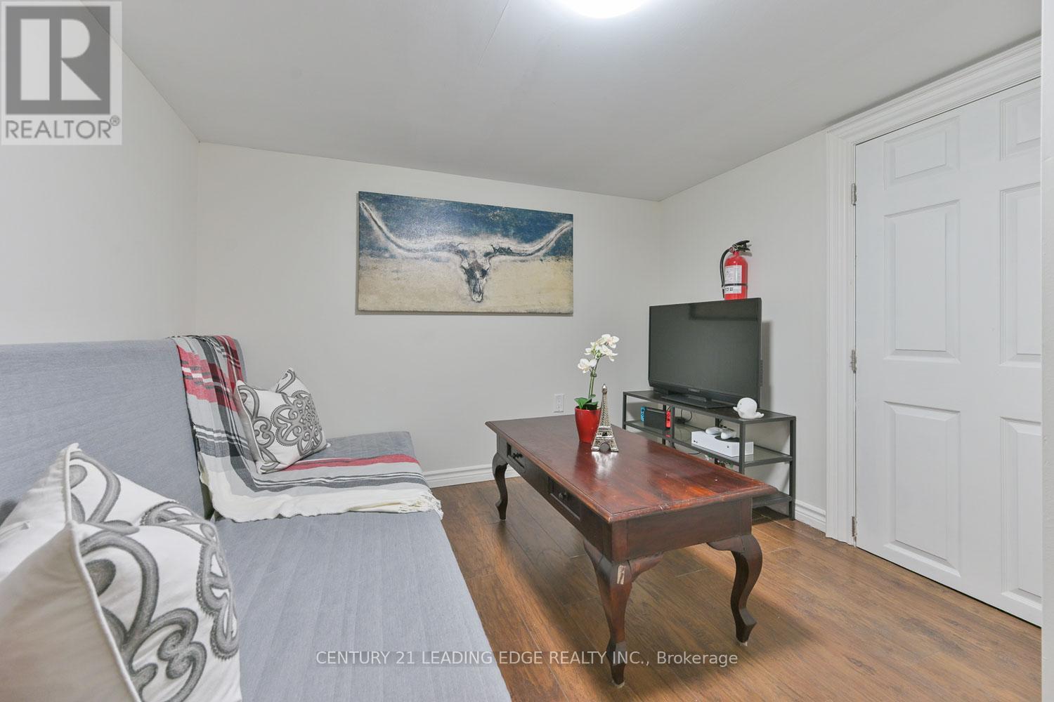 5845 Aurora Road, Whitchurch-Stouffville, Ontario  L4A 7X4 - Photo 33 - N12198008