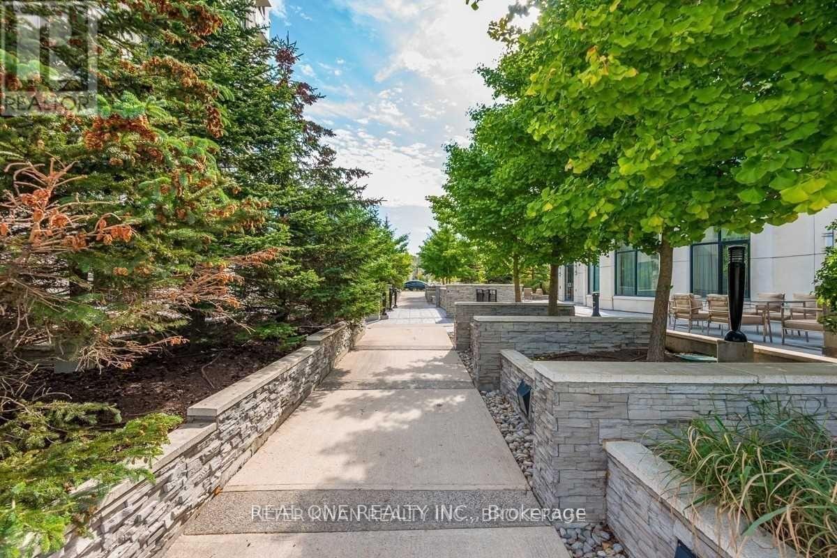 107 - 111 Upper Duke Crescent, Markham, Ontario  L6G 0C8 - Photo 38 - N12198030