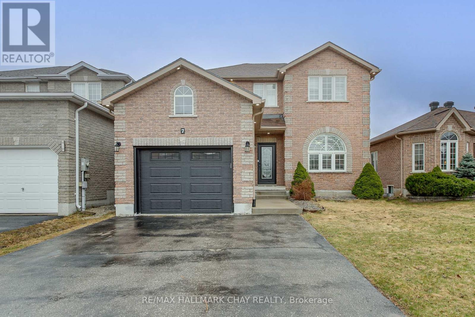 7 Penvill Trail, Barrie, Ontario  L4N 1T7 - Photo 1 - S12197885