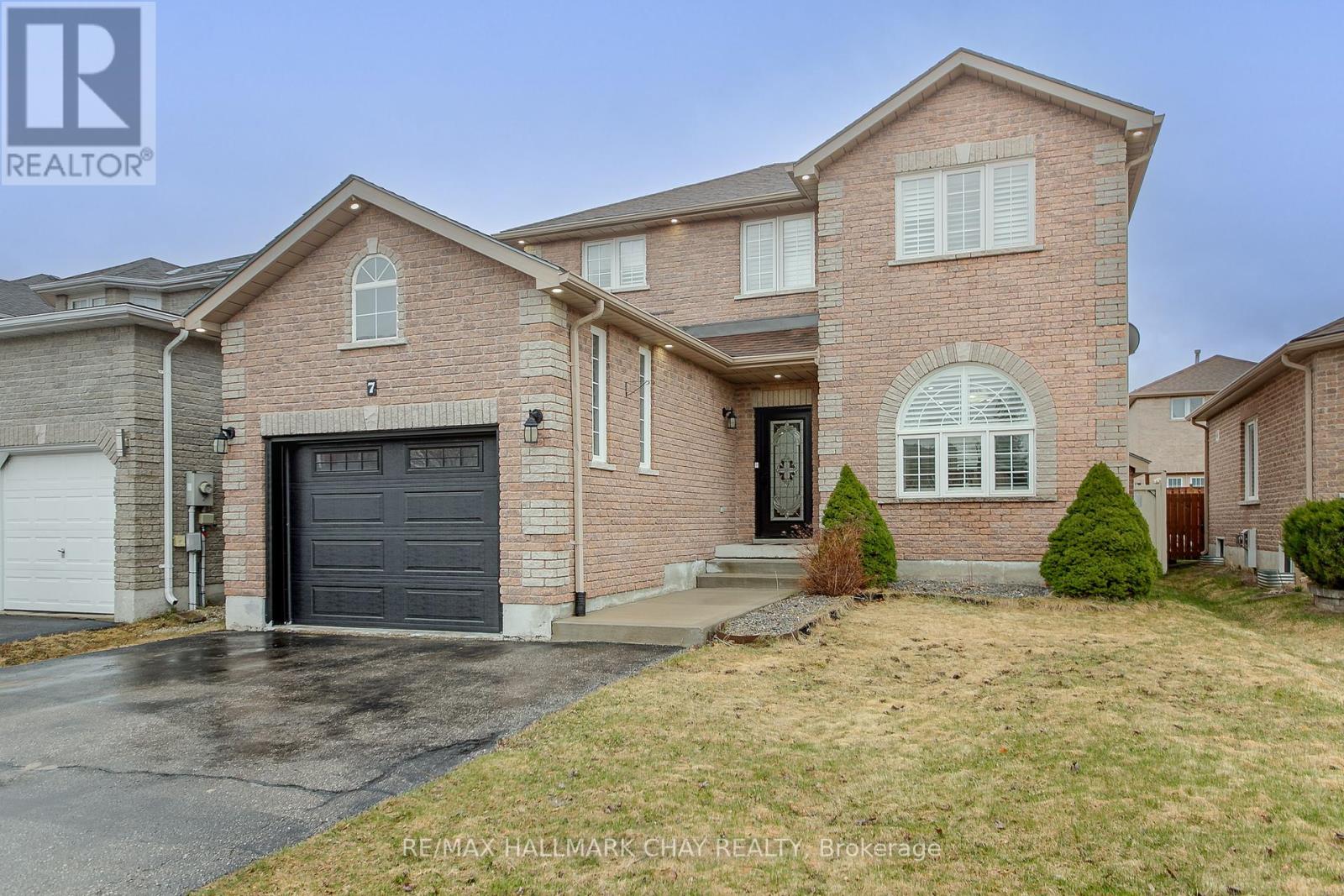 7 Penvill Trail, Barrie, Ontario  L4N 1T7 - Photo 2 - S12197885