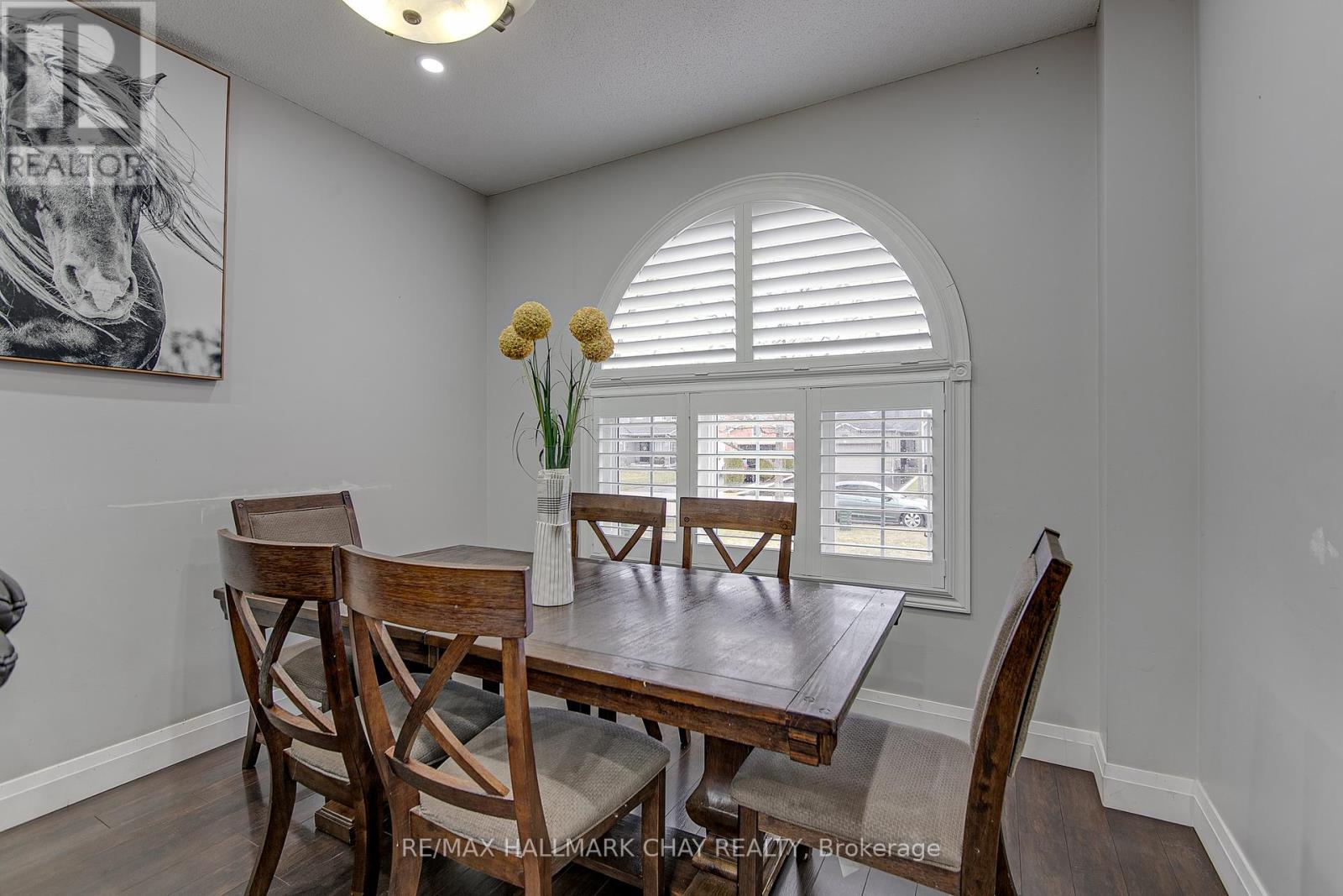 7 Penvill Trail, Barrie, Ontario  L4N 1T7 - Photo 25 - S12197885