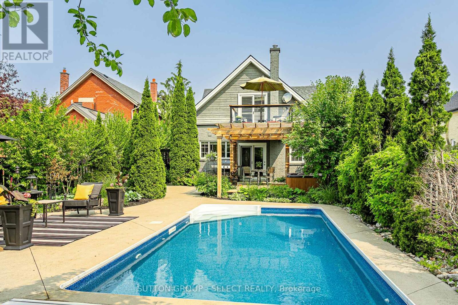 569 Central Avenue, London East (East F), Ontario  N6B 2G5 - Photo 36 - X12198079