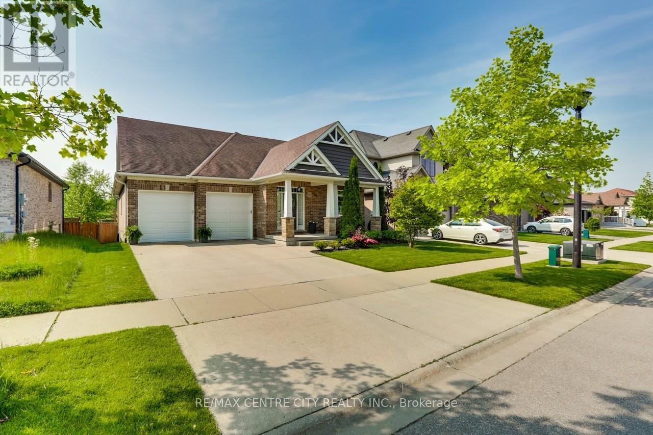 Photo 2 of 50 for 1301 Eagletrace Drive
