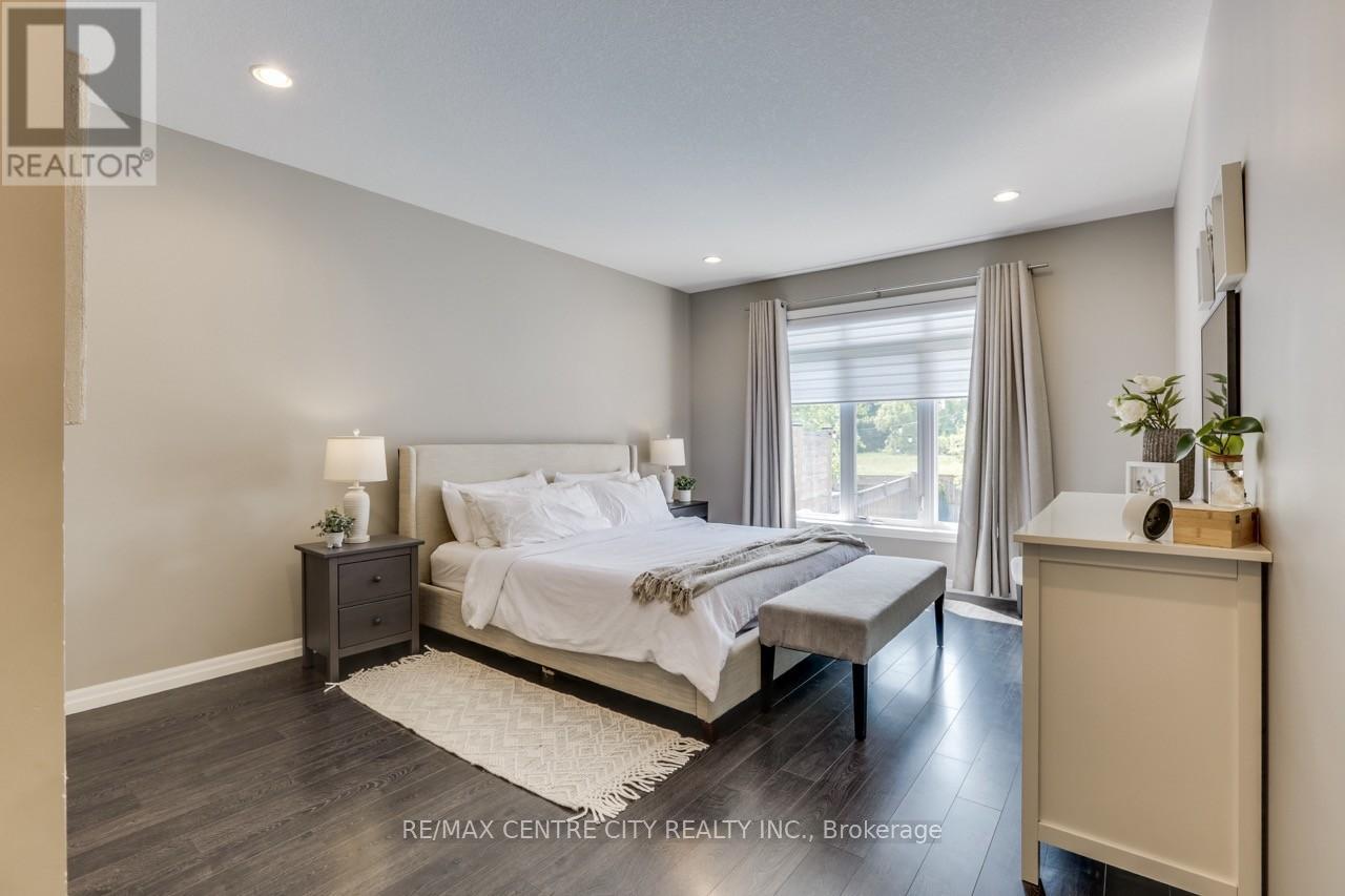 1301 Eagletrace Drive, London North, Ontario  N6G 0K9 - Photo 29 - X12198086