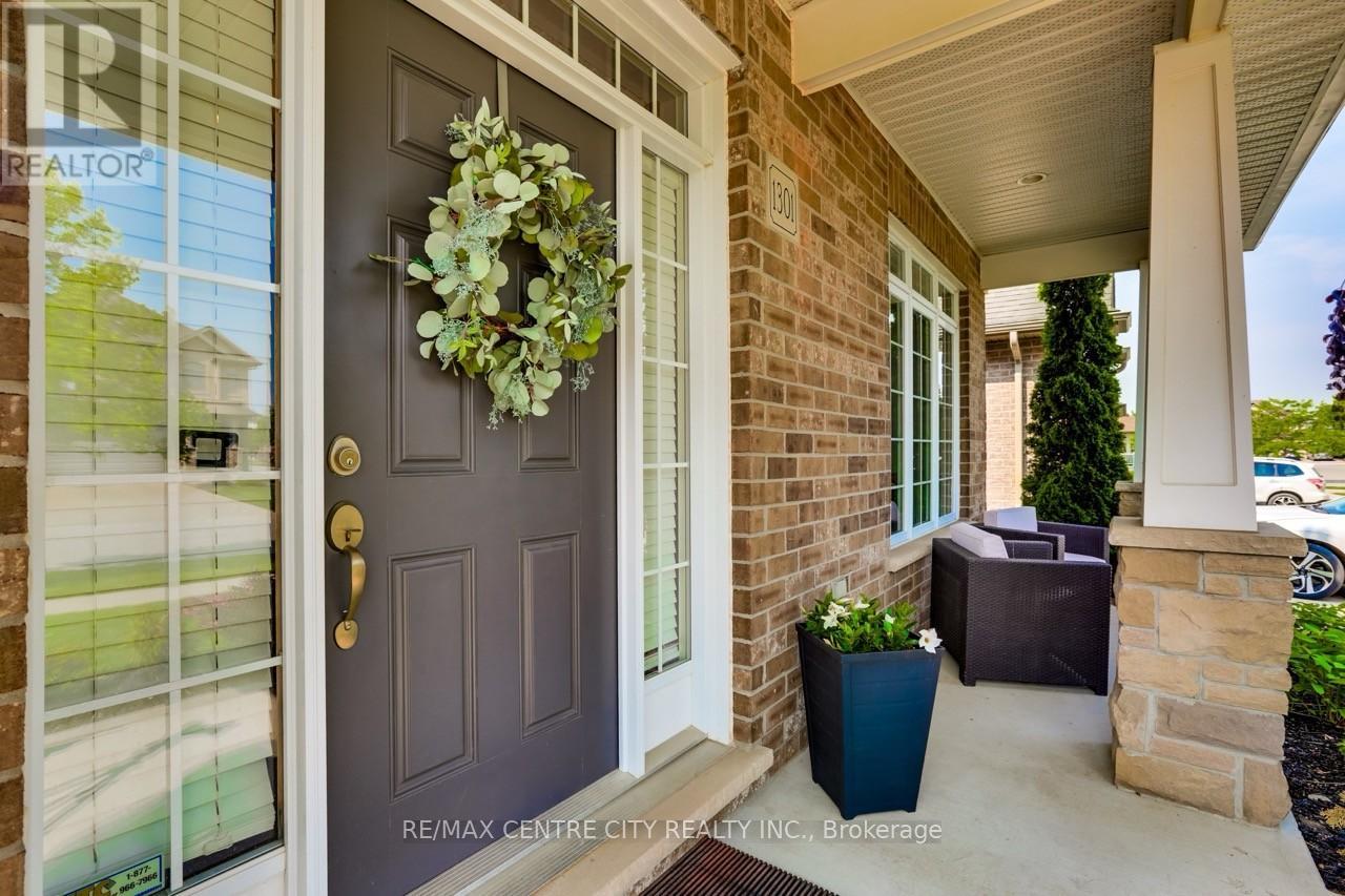 Photo 4 of 50 for 1301 Eagletrace Drive