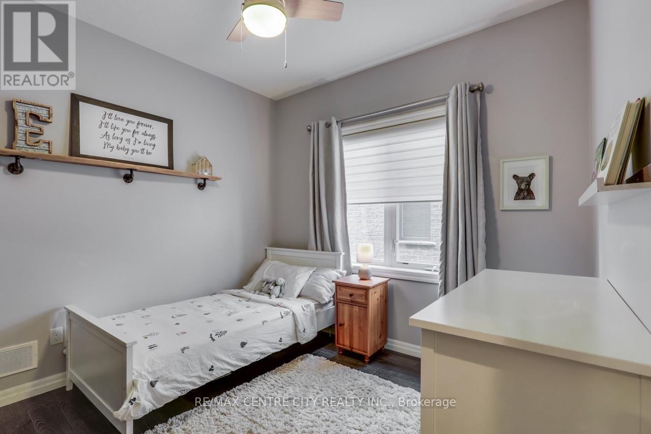 Photo 8 of 50 for 1301 Eagletrace Drive