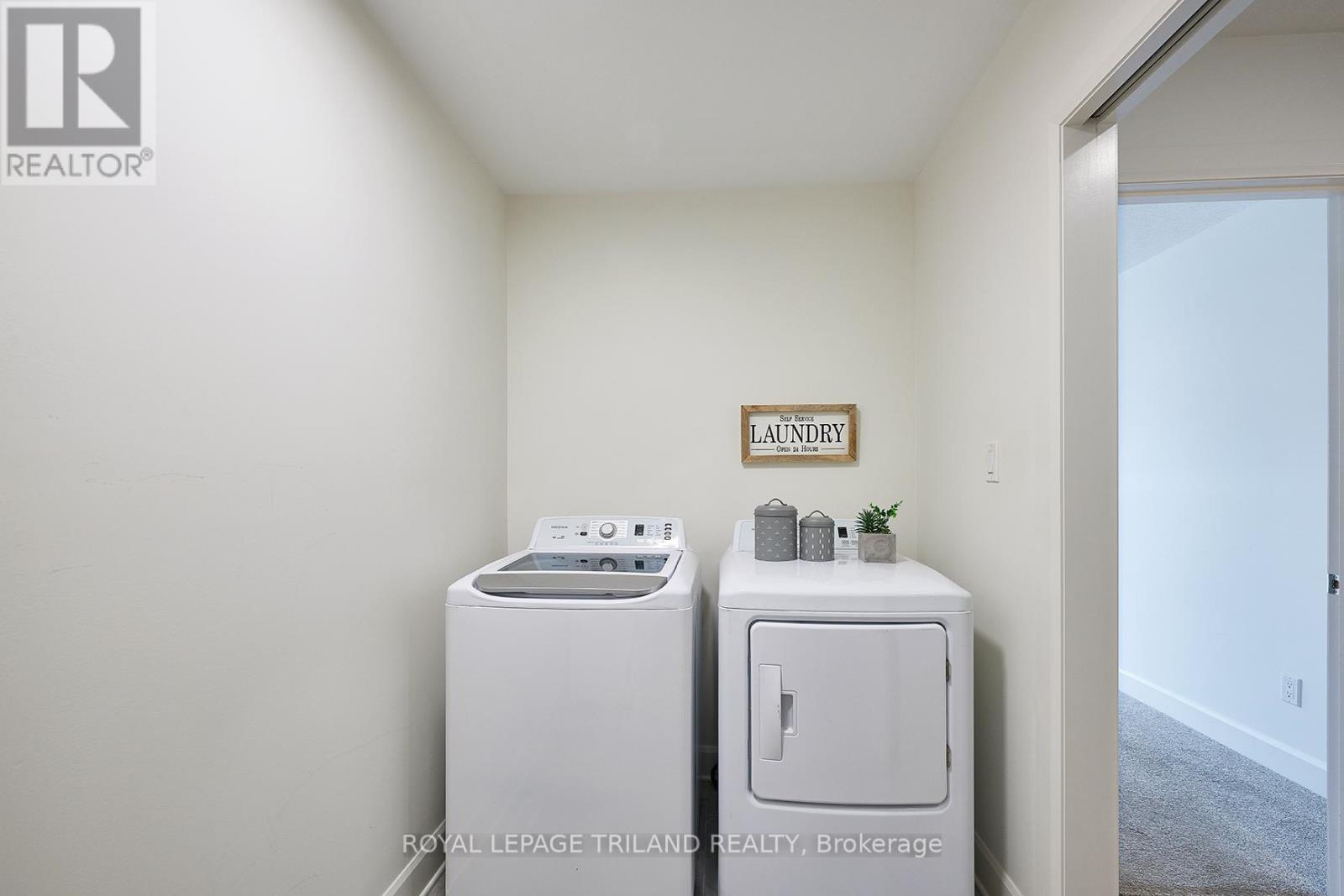 927 Upper Point Avenue, London South, Ontario  N6K 0L1 - Photo 40 - X12198157