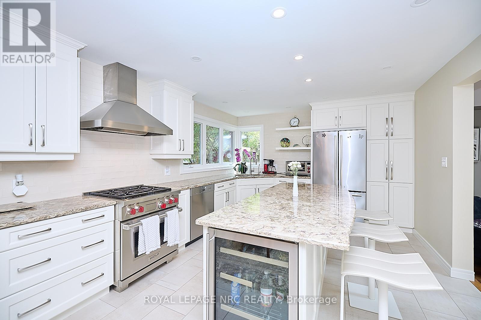 13 Oak Drive, Niagara-On-The-Lake, Ontario  L0S 1J0 - Photo 19 - X12198006
