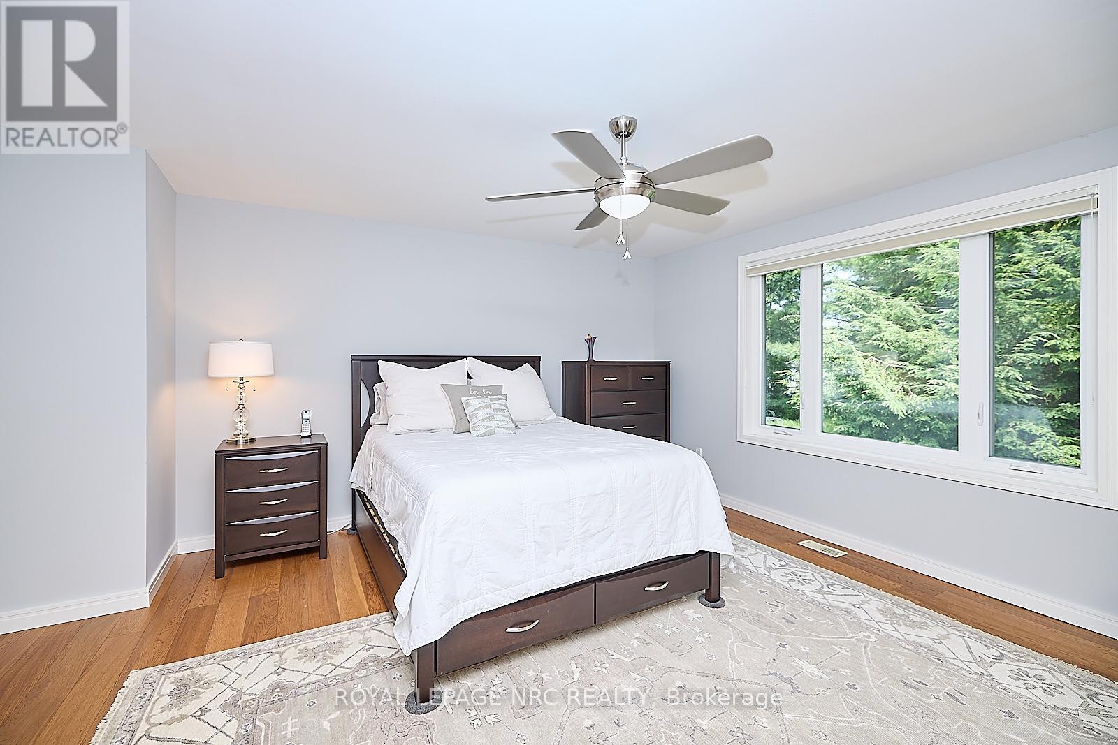 13 Oak Drive, Niagara-On-The-Lake, Ontario  L0S 1J0 - Photo 22 - X12198006