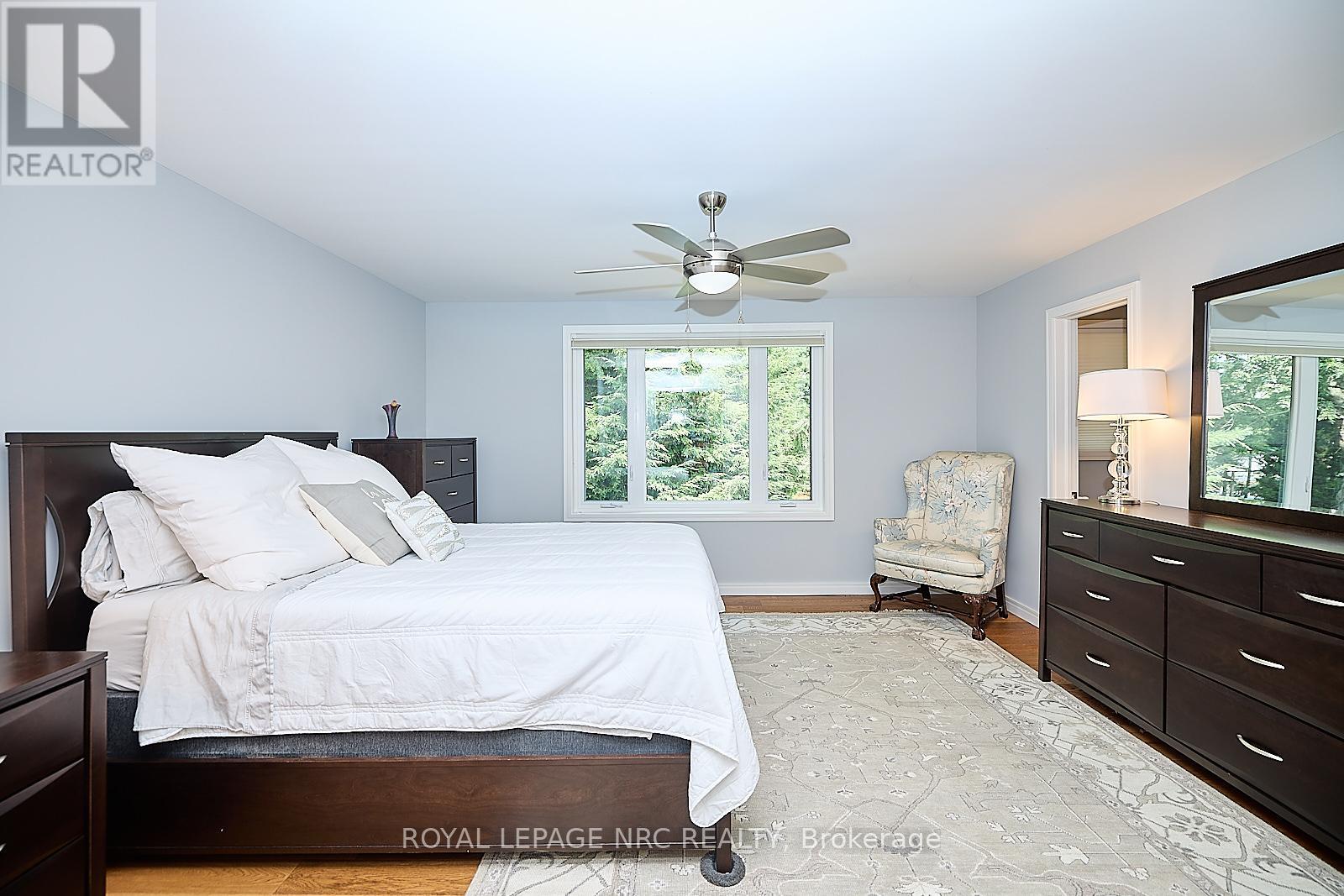 13 Oak Drive, Niagara-On-The-Lake, Ontario  L0S 1J0 - Photo 23 - X12198006