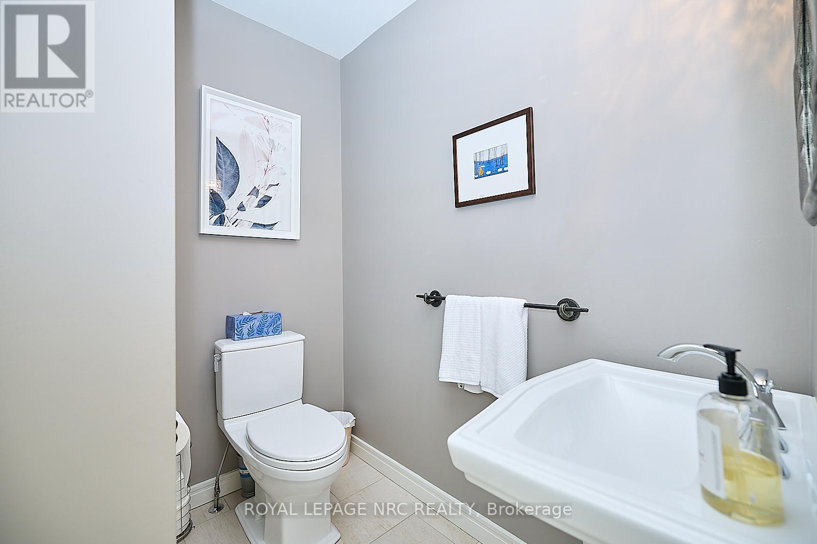 13 Oak Drive, Niagara-On-The-Lake, Ontario  L0S 1J0 - Photo 27 - X12198006
