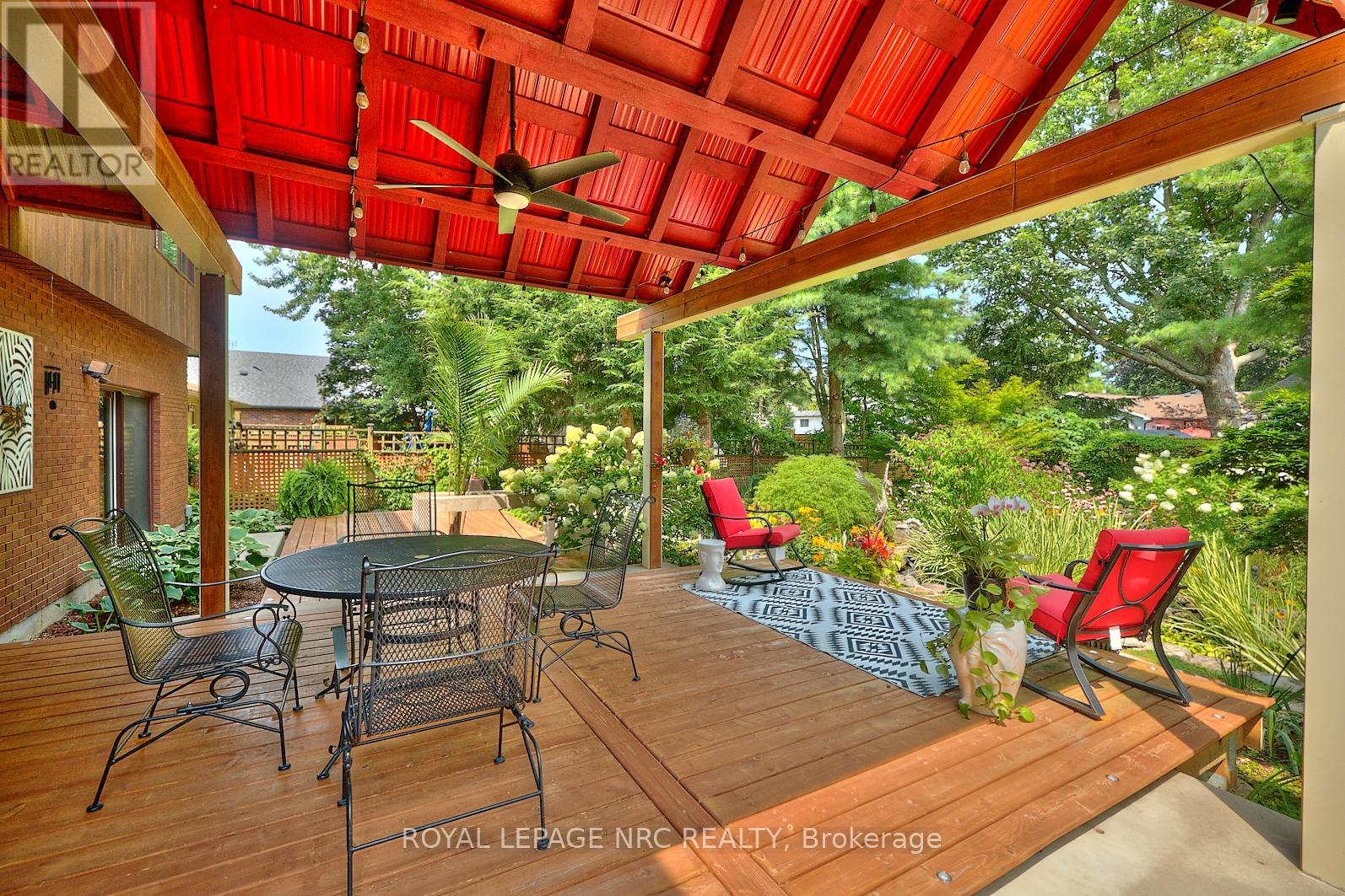13 Oak Drive, Niagara-On-The-Lake, Ontario  L0S 1J0 - Photo 9 - X12198006