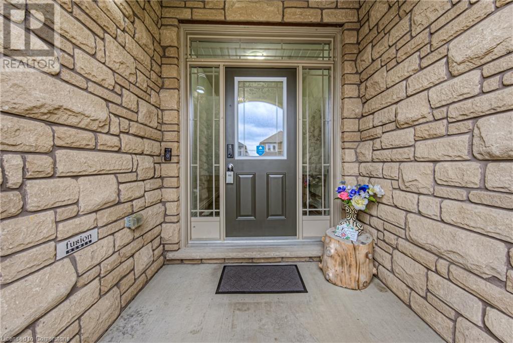 382 Beechdrops Drive, Waterloo, Ontario  N2V 0E8 - Photo 3 - 40737860