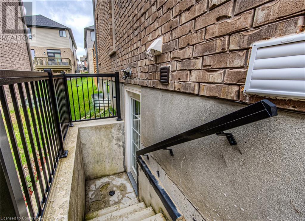 382 Beechdrops Drive, Waterloo, Ontario  N2V 0E8 - Photo 33 - 40737860
