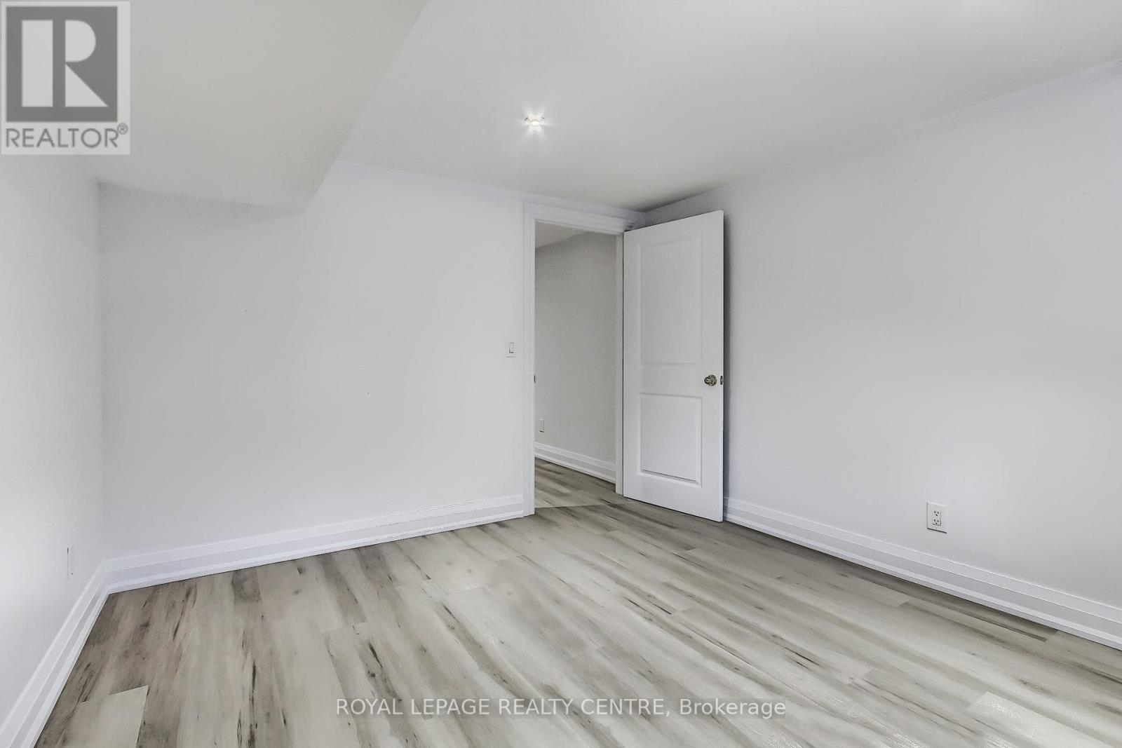 Lower - 2552 Whaley Drive, Mississauga, Ontario  L5B 1X2 - Photo 22 - W12197773