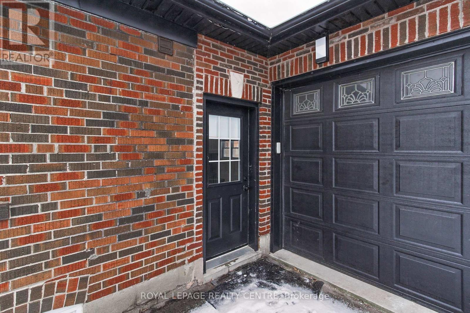 Lower - 2552 Whaley Drive, Mississauga, Ontario  L5B 1X2 - Photo 3 - W12197773