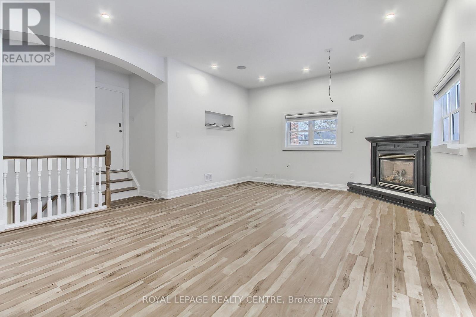 Lower - 2552 Whaley Drive, Mississauga, Ontario  L5B 1X2 - Photo 6 - W12197773