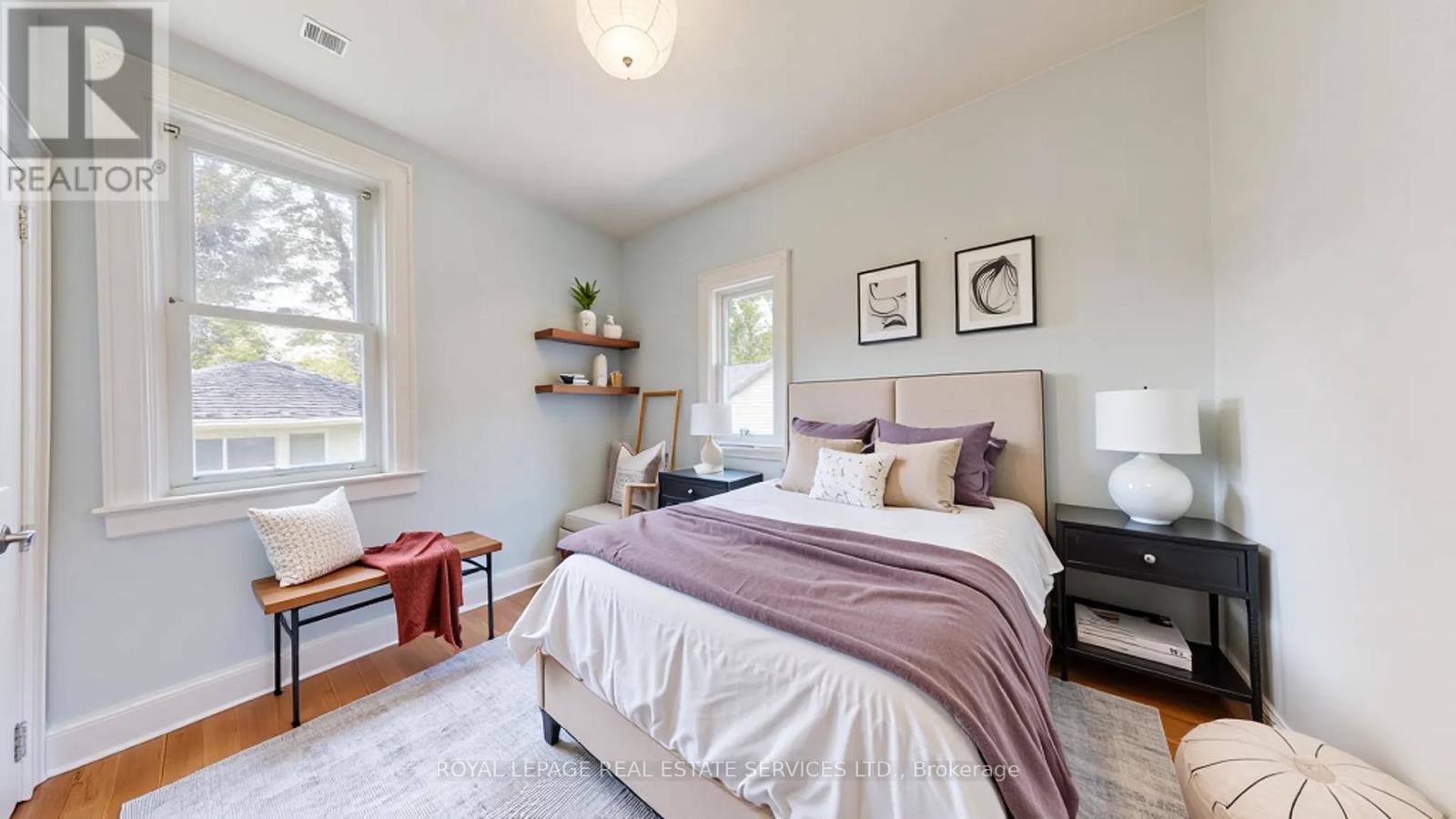 302 Windermere Avenue, Toronto, Ontario  M6S 3K7 - Photo 11 - W12197786