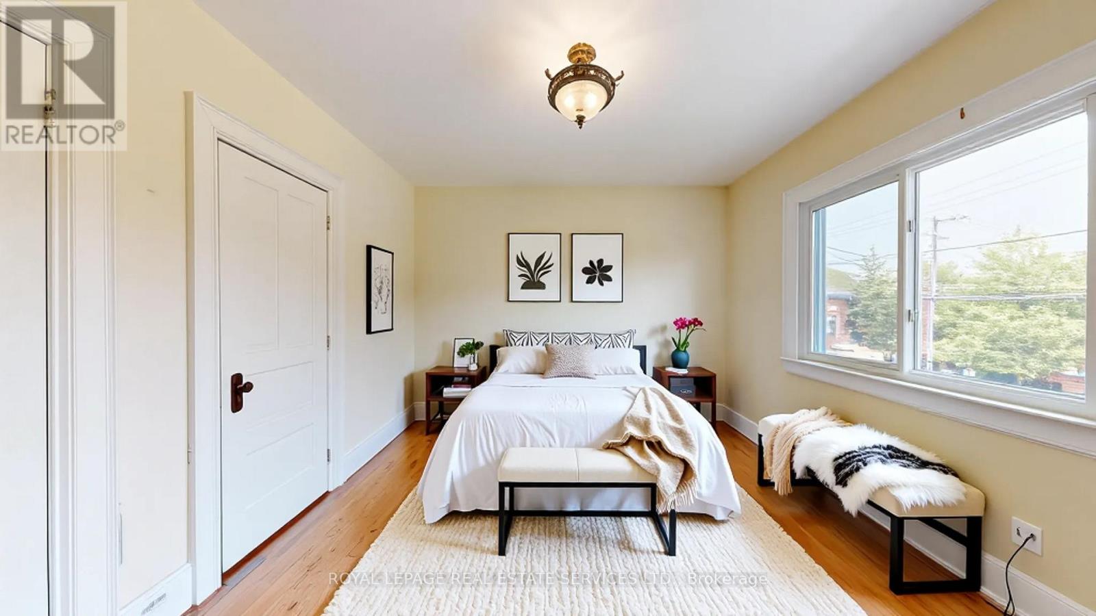 302 Windermere Avenue, Toronto (High Park-Swansea), Ontario  M6S 3K7 - Photo 16 - W12197786