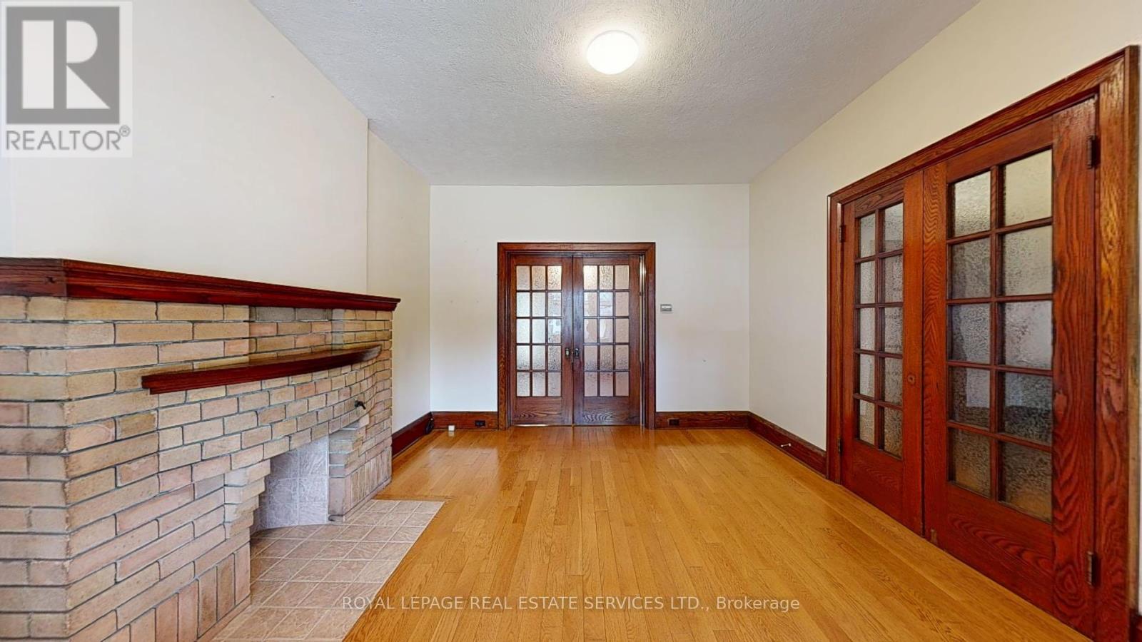 302 Windermere Avenue, Toronto, Ontario  M6S 3K7 - Photo 23 - W12197786