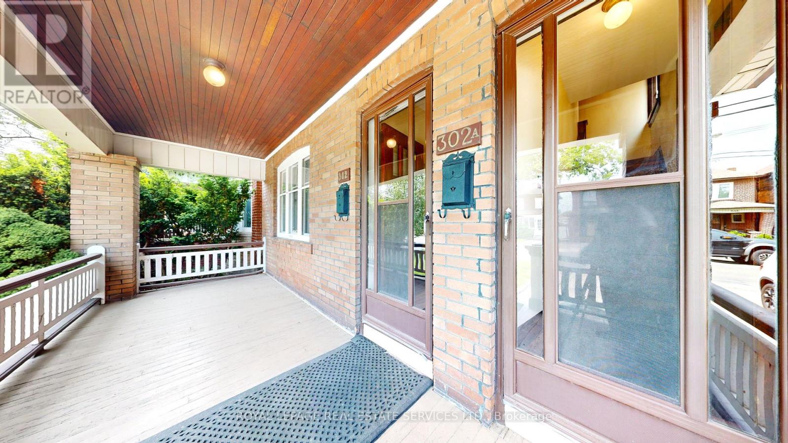 302 Windermere Avenue, Toronto (High Park-Swansea), Ontario  M6S 3K7 - Photo 30 - W12197786