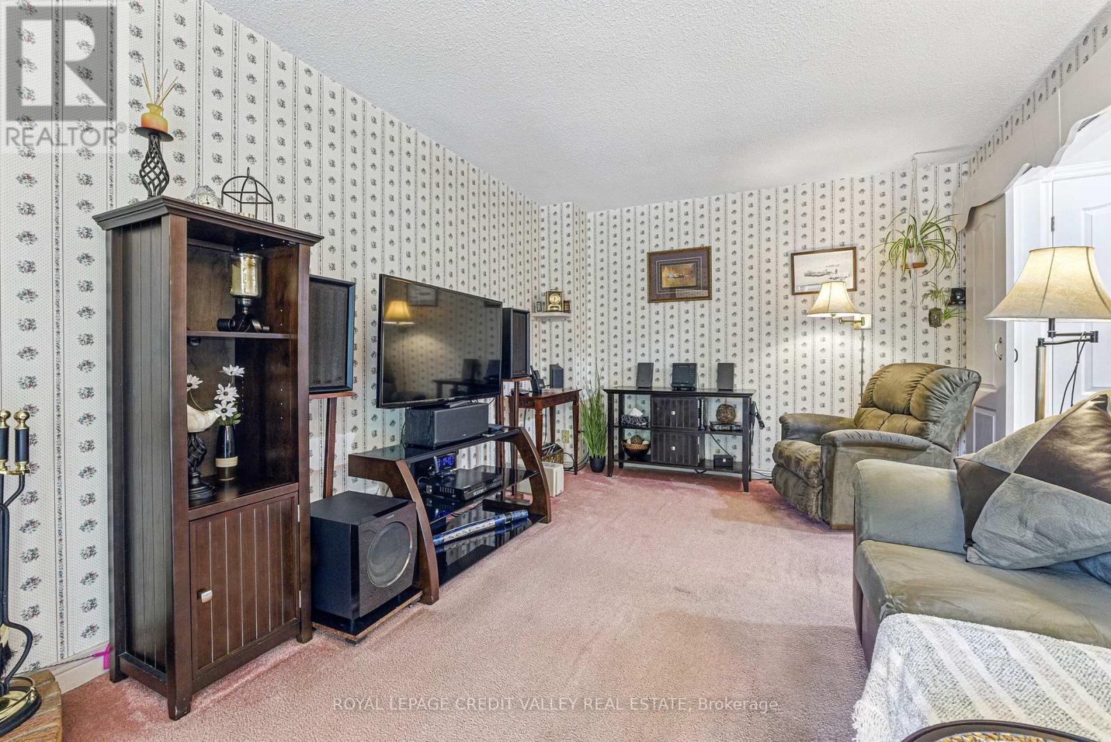 74 Roseville Drive, Brampton, Ontario  L6Y 2G8 - Photo 10 - W12197791