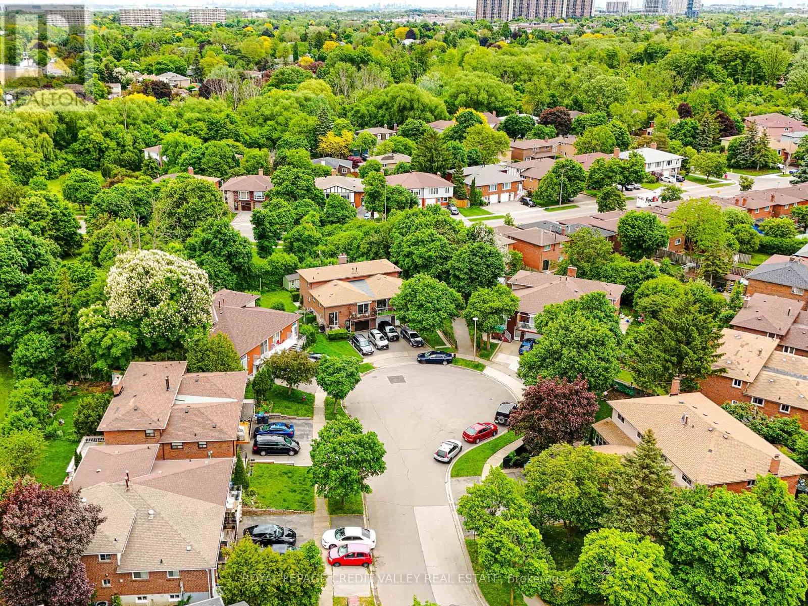 74 Roseville Drive, Brampton, Ontario  L6Y 2G8 - Photo 43 - W12197791