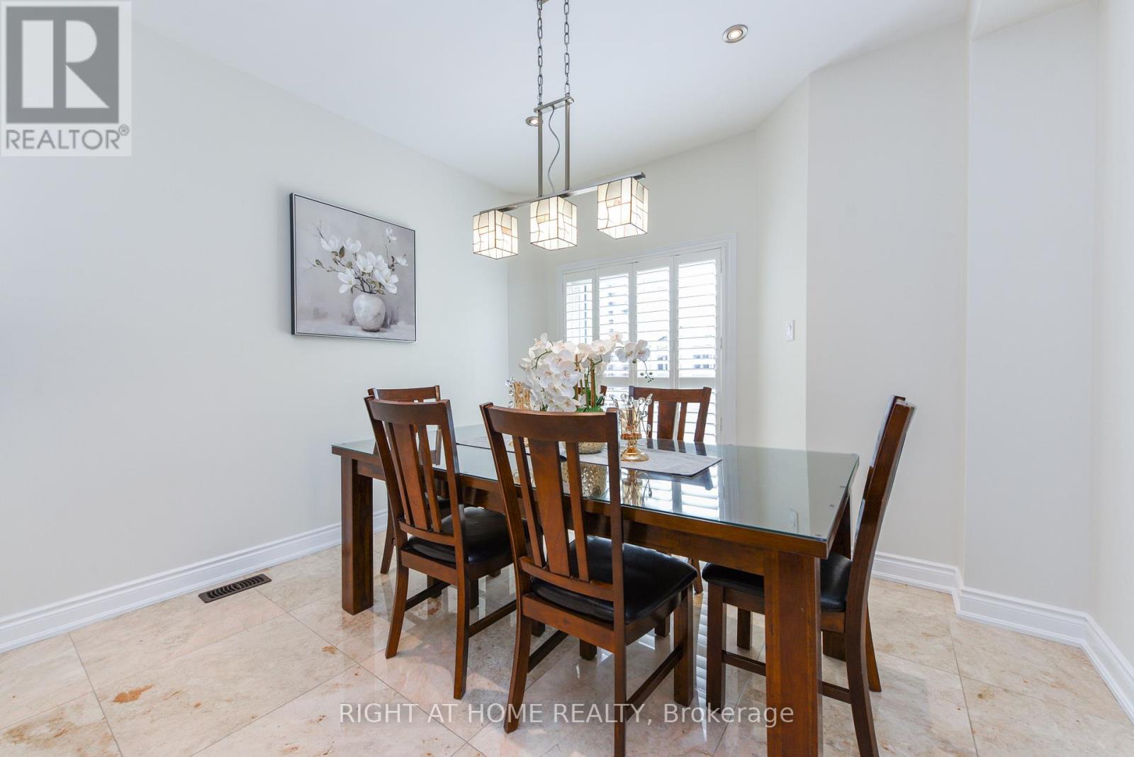 7148 Wrigley Court, Mississauga (Meadowvale Village), Ontario  L5W 0C8 - Photo 11 - W12197796