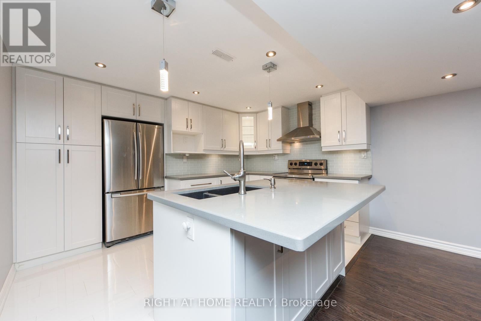 7148 Wrigley Court, Mississauga (Meadowvale Village), Ontario  L5W 0C8 - Photo 28 - W12197796