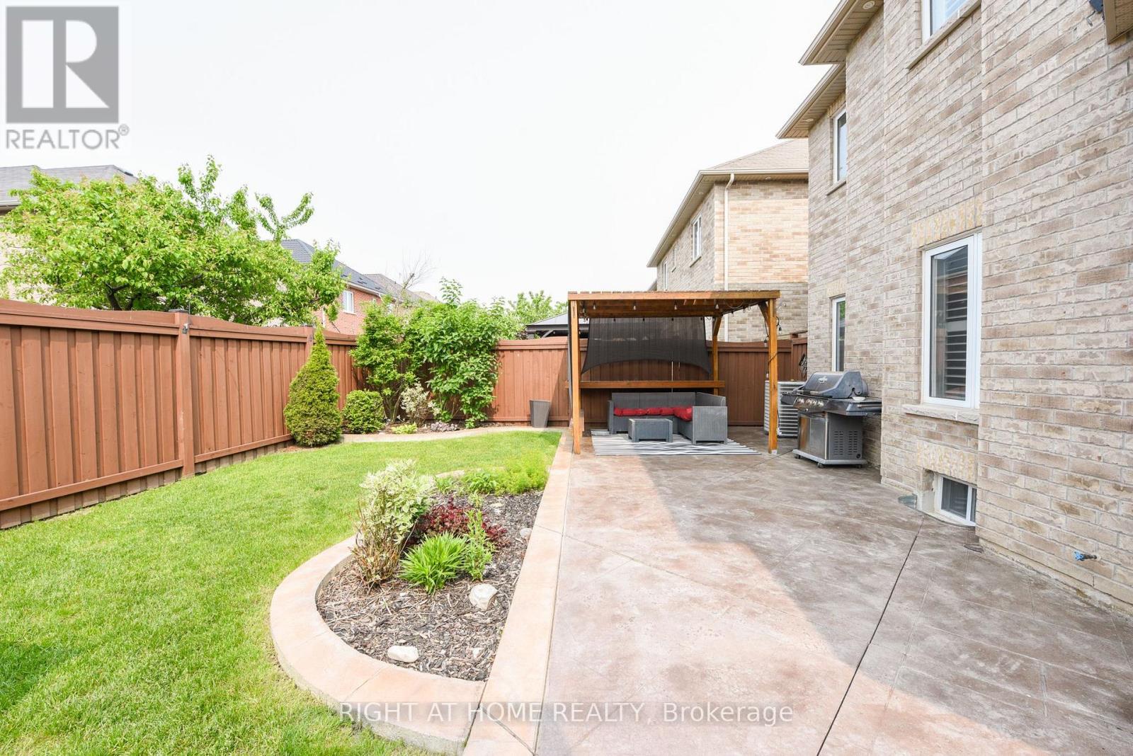 7148 Wrigley Court, Mississauga (Meadowvale Village), Ontario  L5W 0C8 - Photo 35 - W12197796