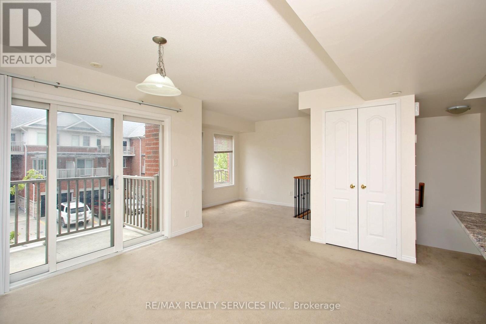 12 - 3250 Bentley Drive, Mississauga, Ontario  L5M 0P7 - Photo 4 - W12197829