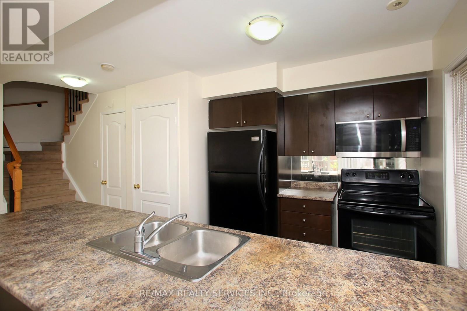 12 - 3250 Bentley Drive, Mississauga, Ontario  L5M 0P7 - Photo 9 - W12197829