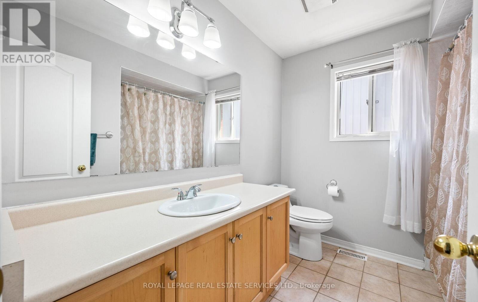812 Golden Farmer Way, Mississauga, Ontario  L5W 1A7 - Photo 36 - W12197873