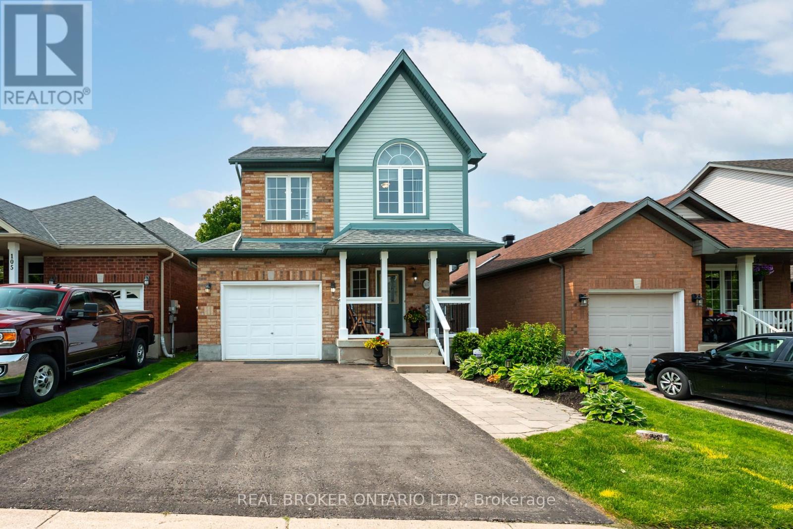 107 Glengarry Road, Orangeville, Ontario  L9W 5E4 - Photo 1 - W12197892