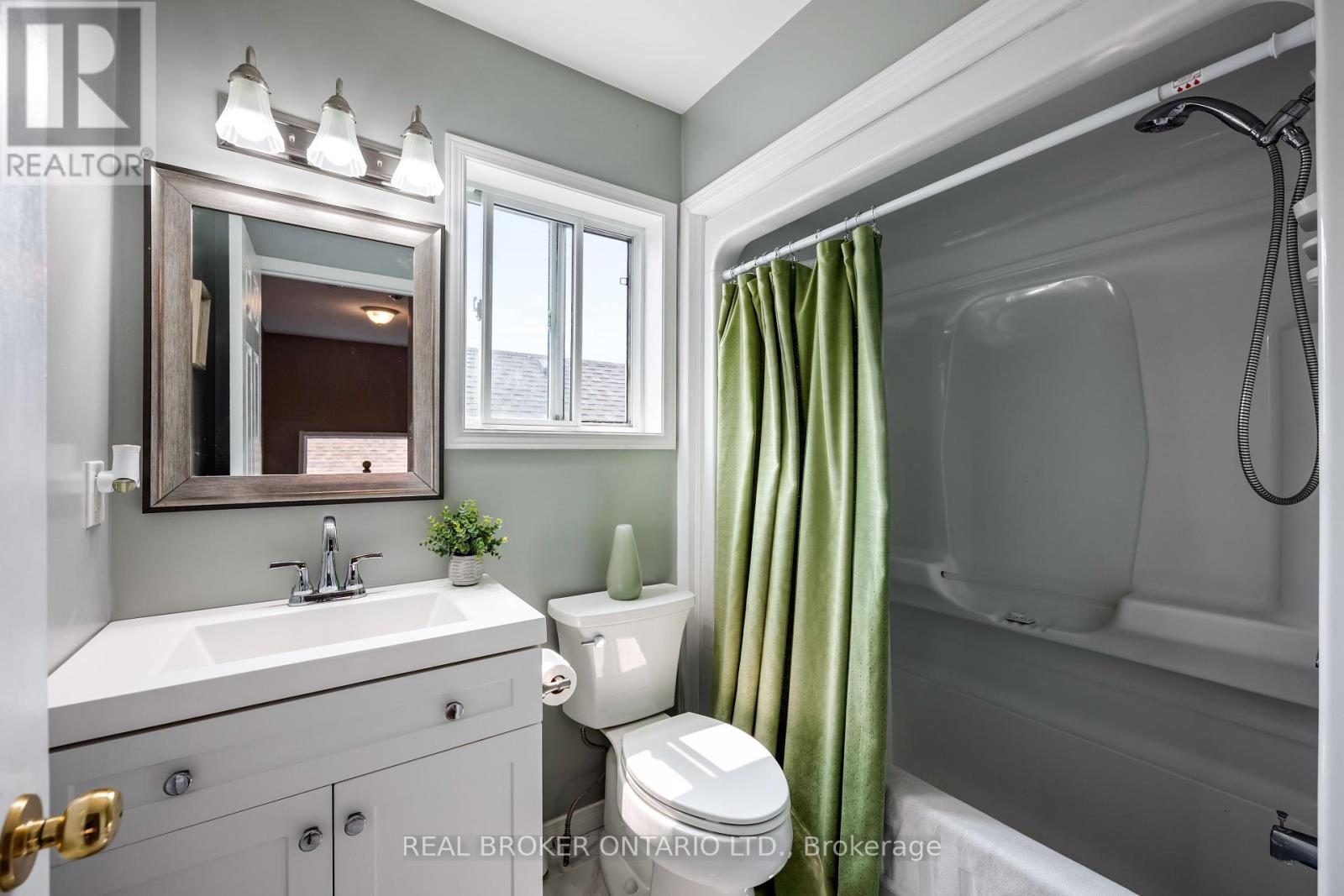 107 Glengarry Road, Orangeville, Ontario  L9W 5E4 - Photo 26 - W12197892