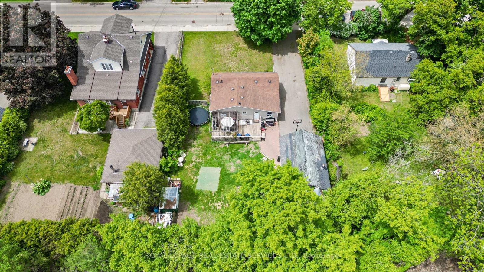 1820 Balsam Avenue, Mississauga, Ontario  L5J 1L2 - Photo 4 - W12197904