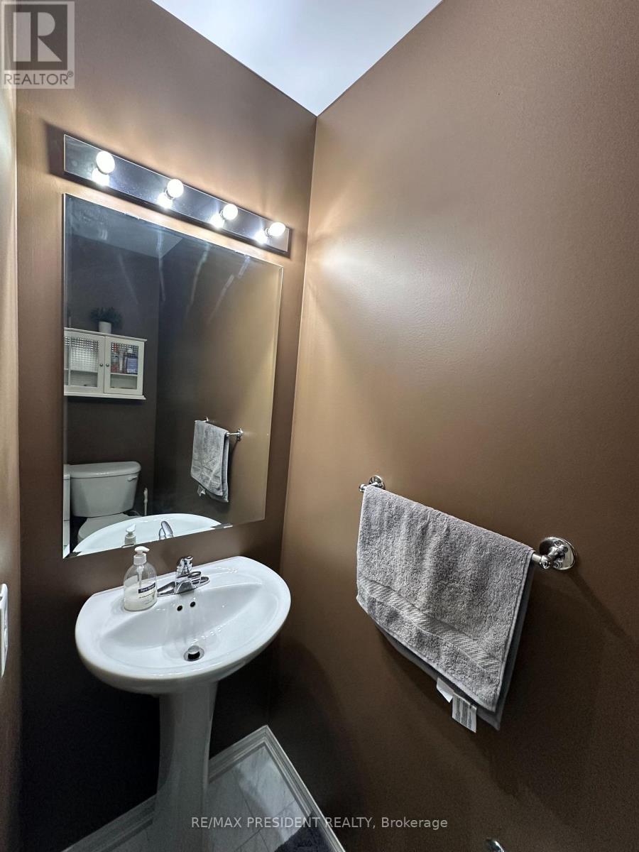 3048 Dewridge Avenue, Oakville, Ontario  L6M 5H9 - Photo 21 - W12197910