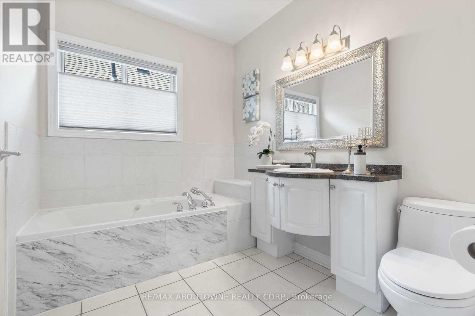 1143 Shaw Street, Oakville, Ontario  L6L 2S1 - Photo 25 - W12197911